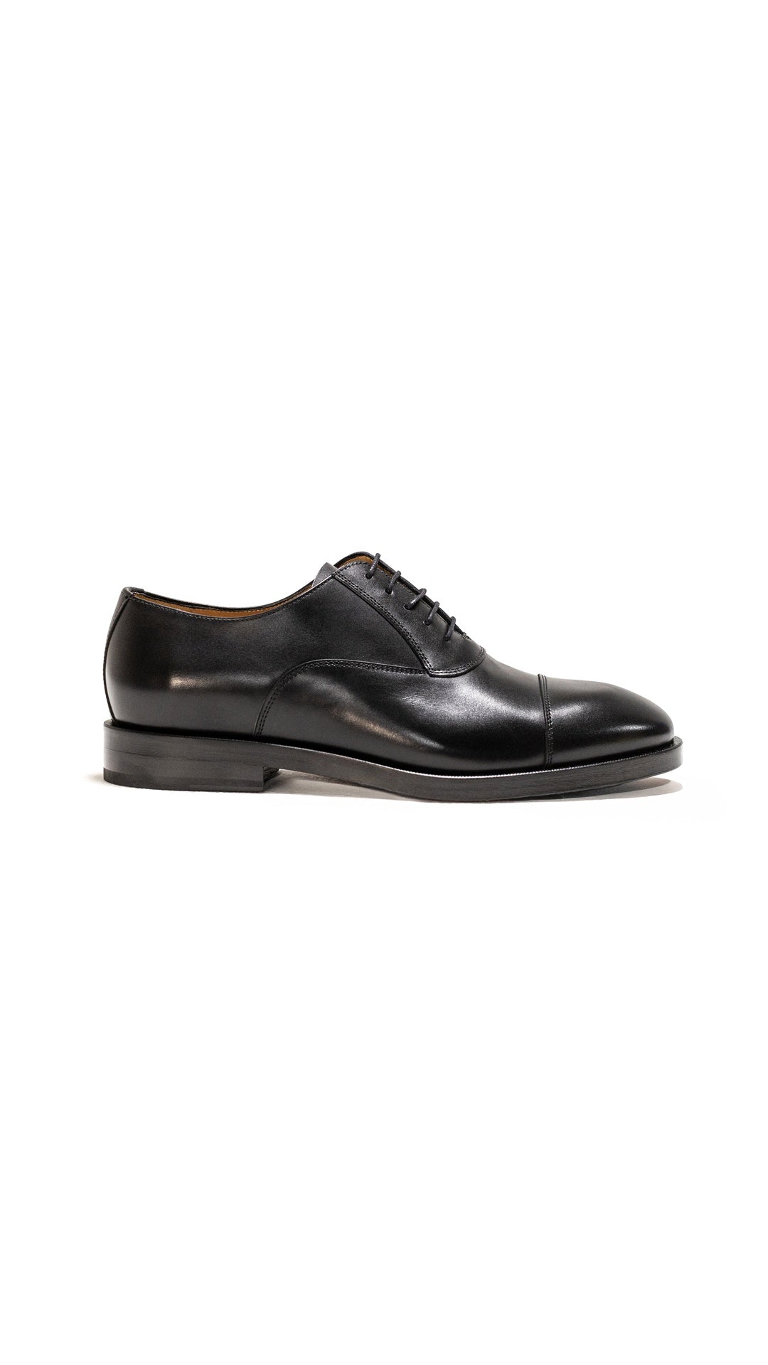 CHRISTIAN BLACK LEATHER OXFORD