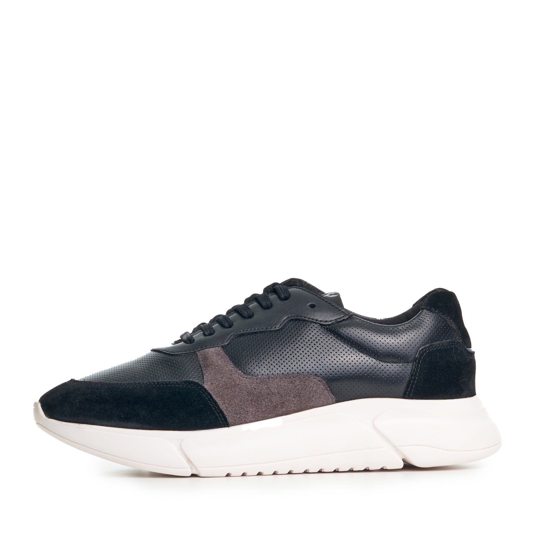 PULSE BLACK TRAINER