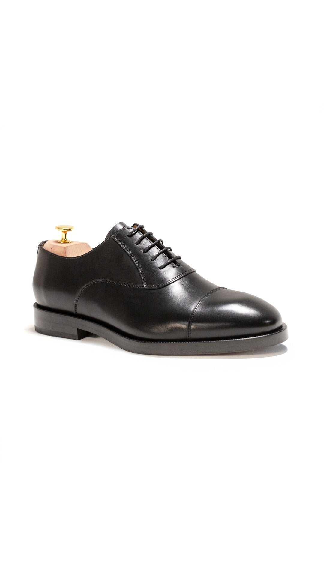CHRISTIAN BLACK LEATHER OXFORD