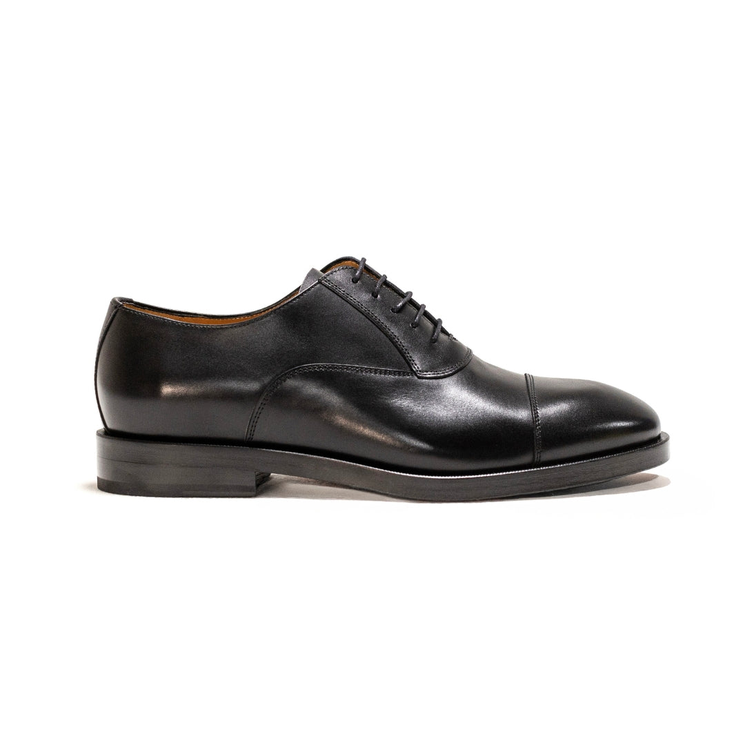 CHRISTIAN BLACK LEATHER OXFORD