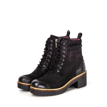 HOPE BLACK HEELED ZIP BOOT